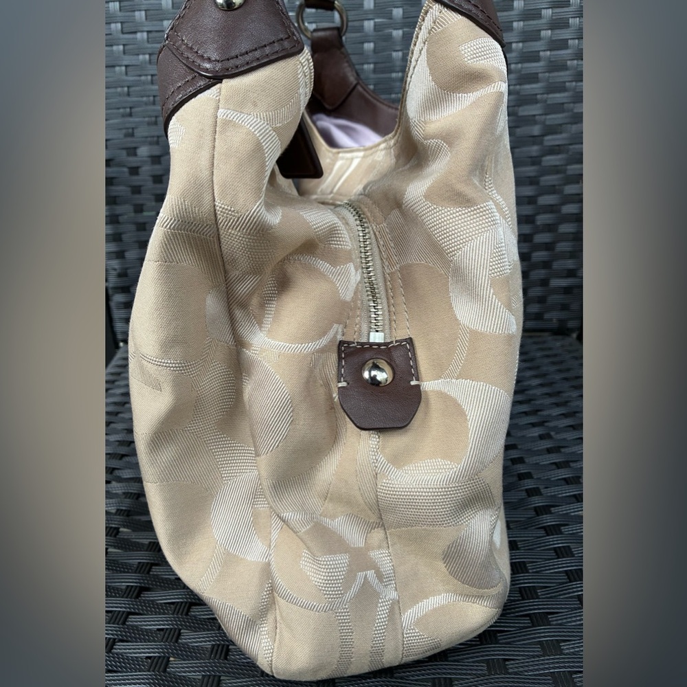 COACH BAG,Coach Tan and Brown Shoulder Bag. - Picture 4 of 14